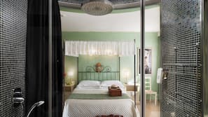 Biancheria da letto di alta qualità, minibar, una cassaforte in camera