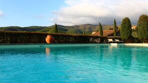Piscina all'aperto