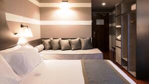 Literie hypoallergénique, couette en duvet d'oie, matelas Select Comfort