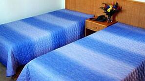 In-room safe, soundproofing, rollaway beds