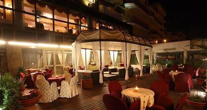 Hotel Palace