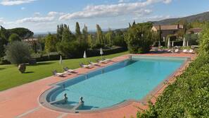 Piscina all'aperto, ombrelloni da piscina