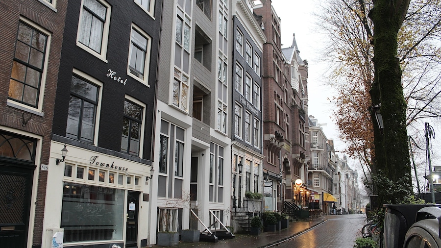 Townhouse Hotel