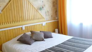 Coffre-forts dans les chambres, bureau, rideaux occultants