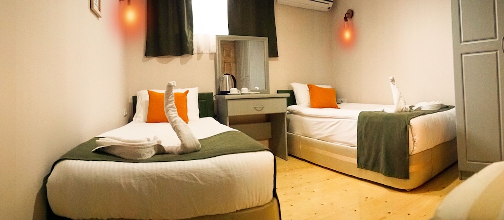 Photo - Blue Sea Garden