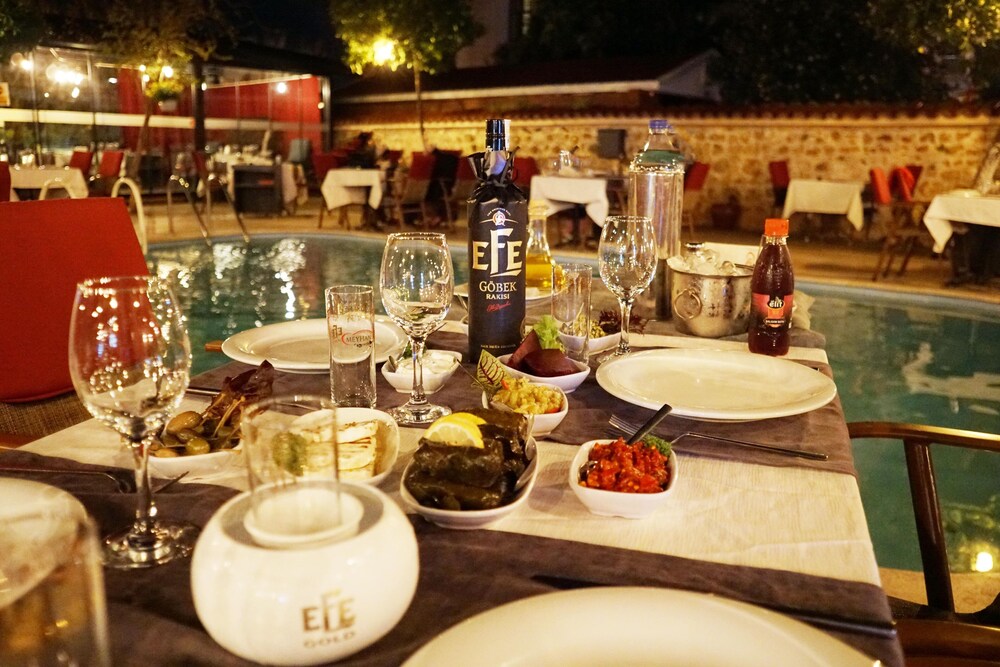 Photo - Blue Sea Garden