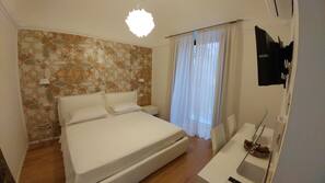 Minibar, una cassaforte in camera, una scrivania, insonorizzazione