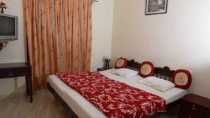 In-room safe, desk, iron/ironing board, free rollaway beds