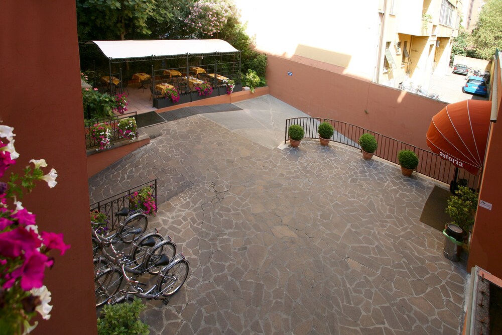 Hotel Appartamenti Astoria Bologna Hotel Appartamenti Astoria Bologna