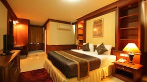 In-room safe, soundproofing, rollaway beds, free WiFi