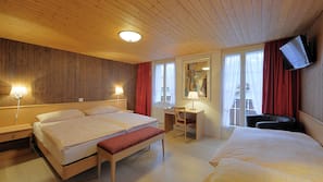 Premium bedding, in-room safe, desk, soundproofing