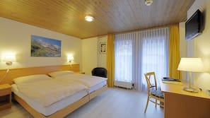 Premium bedding, in-room safe, desk, soundproofing