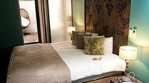 Coffre-forts dans les chambres, chambres insonorisées, Wi-Fi gratuit