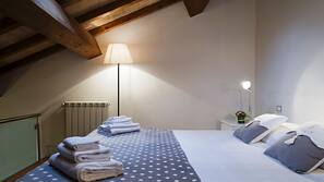Premium bedding, in-room safe, desk, blackout curtains