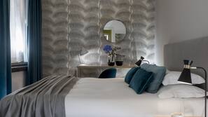 Premium bedding, in-room safe, desk, blackout curtains