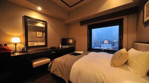 In-room safe, individually decorated, individually furnished