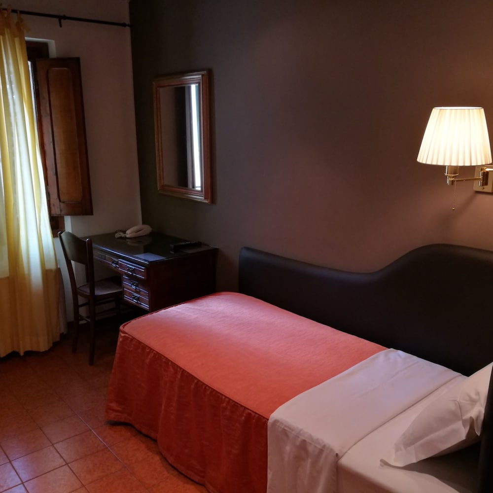 Hotel Fiorino Florence In Rates Reviews Hotel Fiorino Florence In Rates Reviews