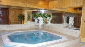 Bain à remous intérieur