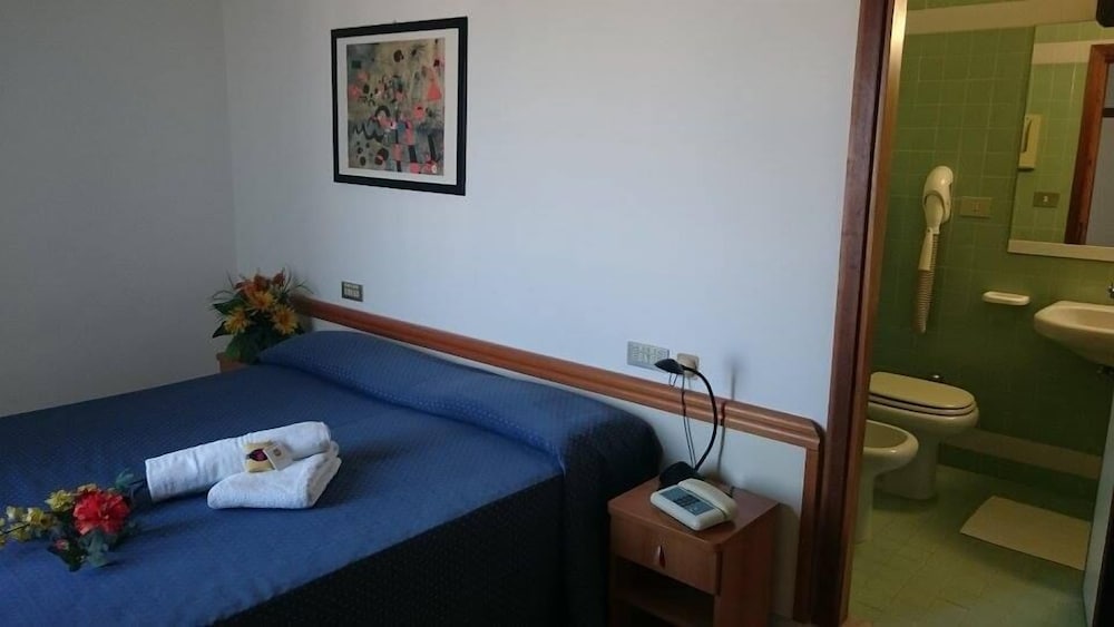 Photo - Grand Meeting Hotel