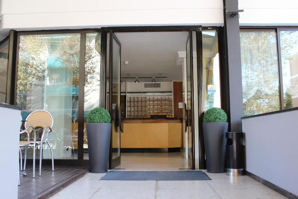 Photo - Grand Meeting Hotel