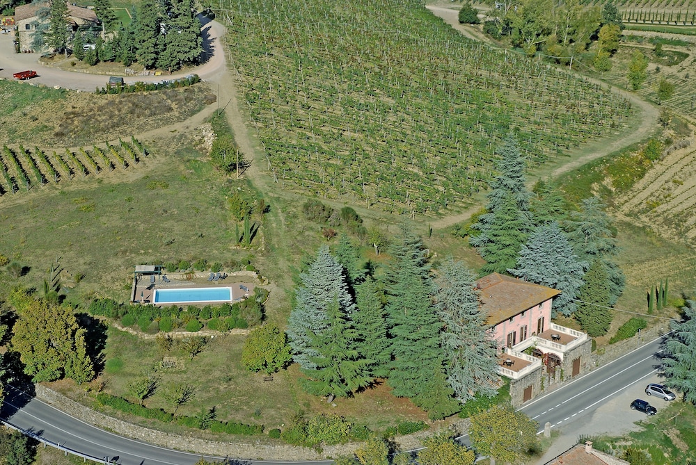 Villa Rosa Di Boscorotondo in Panzano, Italy