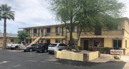 American Executive Inn