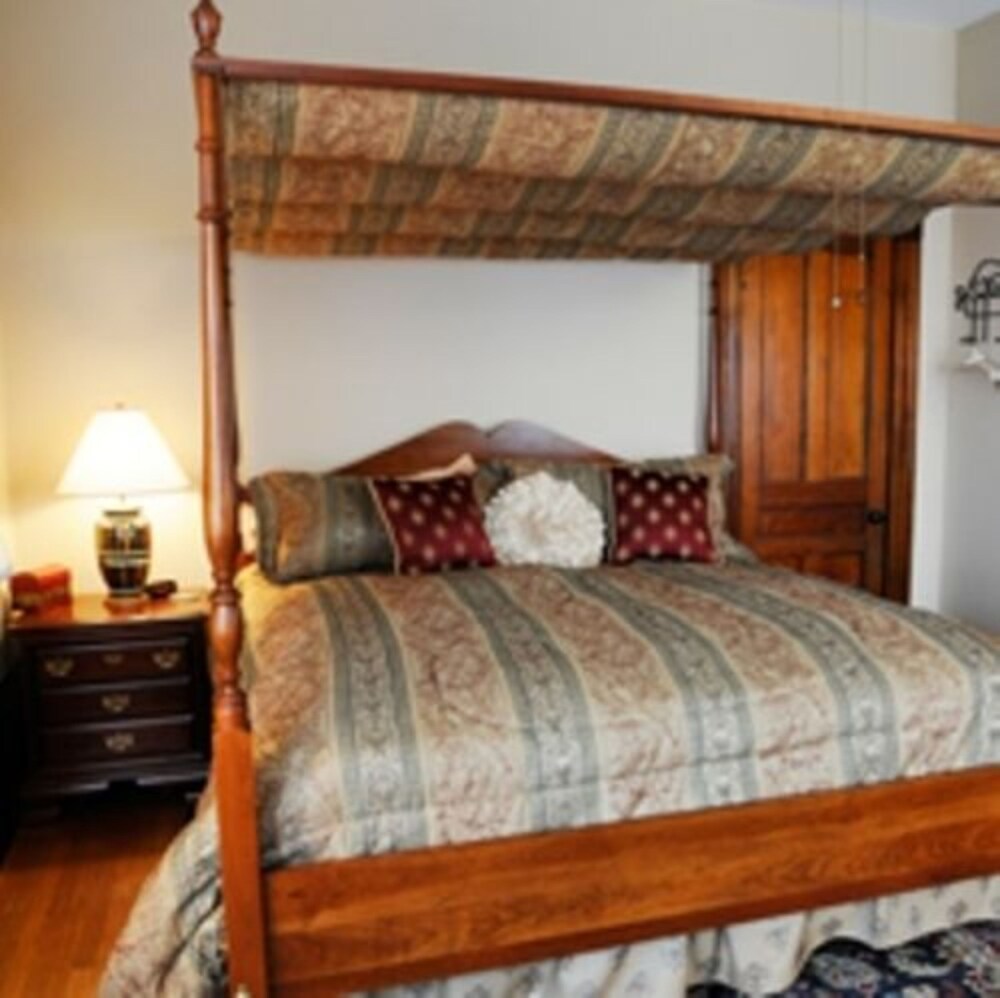 Philip W. Smith Bed & Breakfast Deals & Reviews (Richmond, USA) Wotif