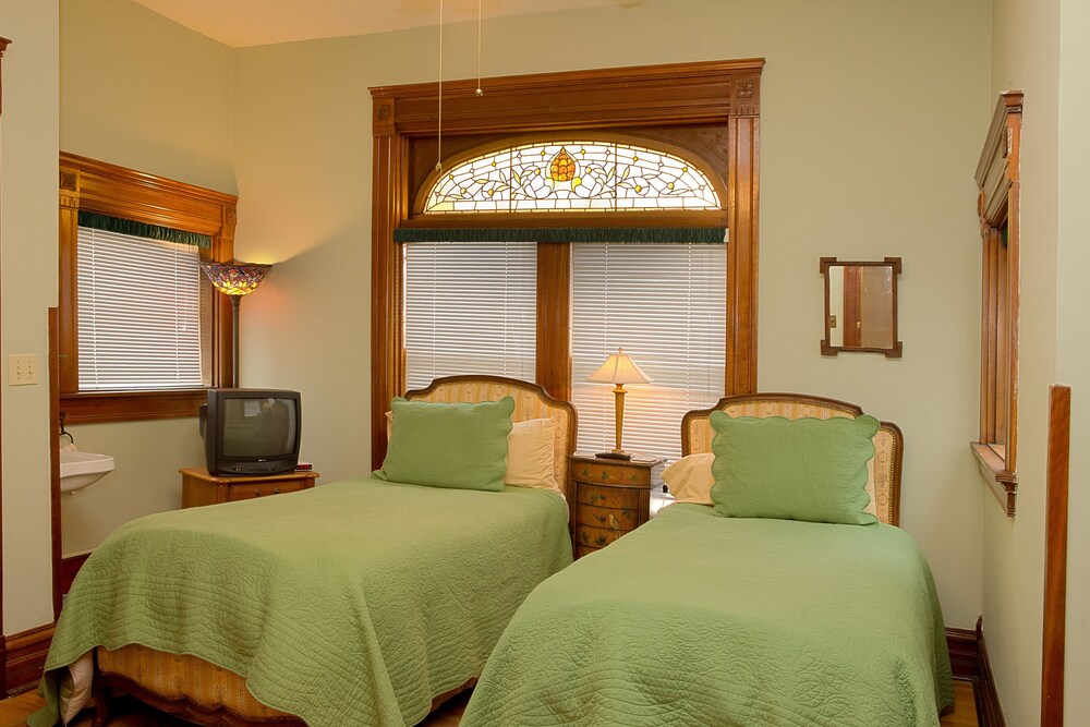 Philip W. Smith Bed & Breakfast Deals & Reviews (Richmond, USA) Wotif