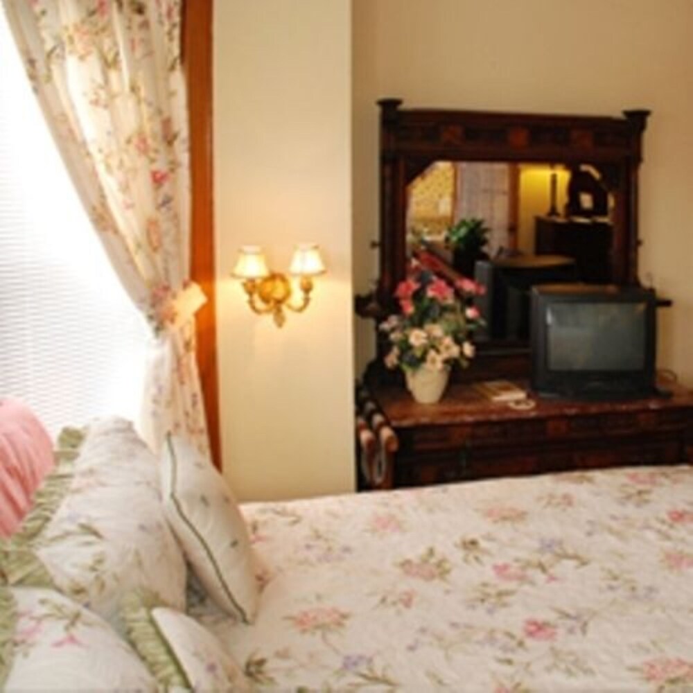 Philip W. Smith Bed & Breakfast Deals & Reviews (Richmond, USA) Wotif