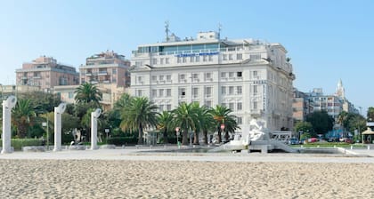 Hotel Esplanade