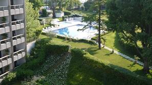 Piscina coperta, piscina all'aperto
