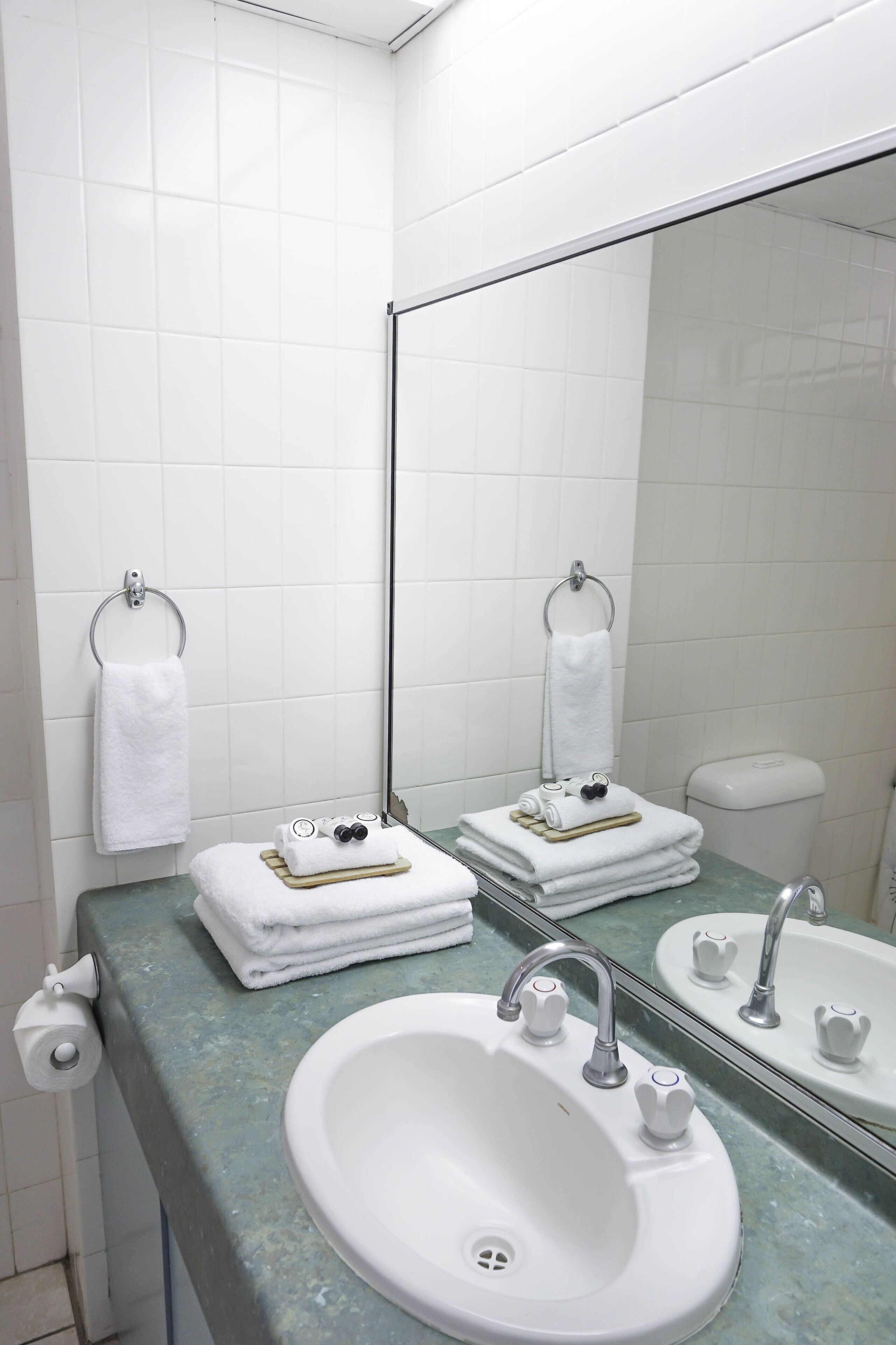 Whitsunday Terraces Hotel Airlie Beach