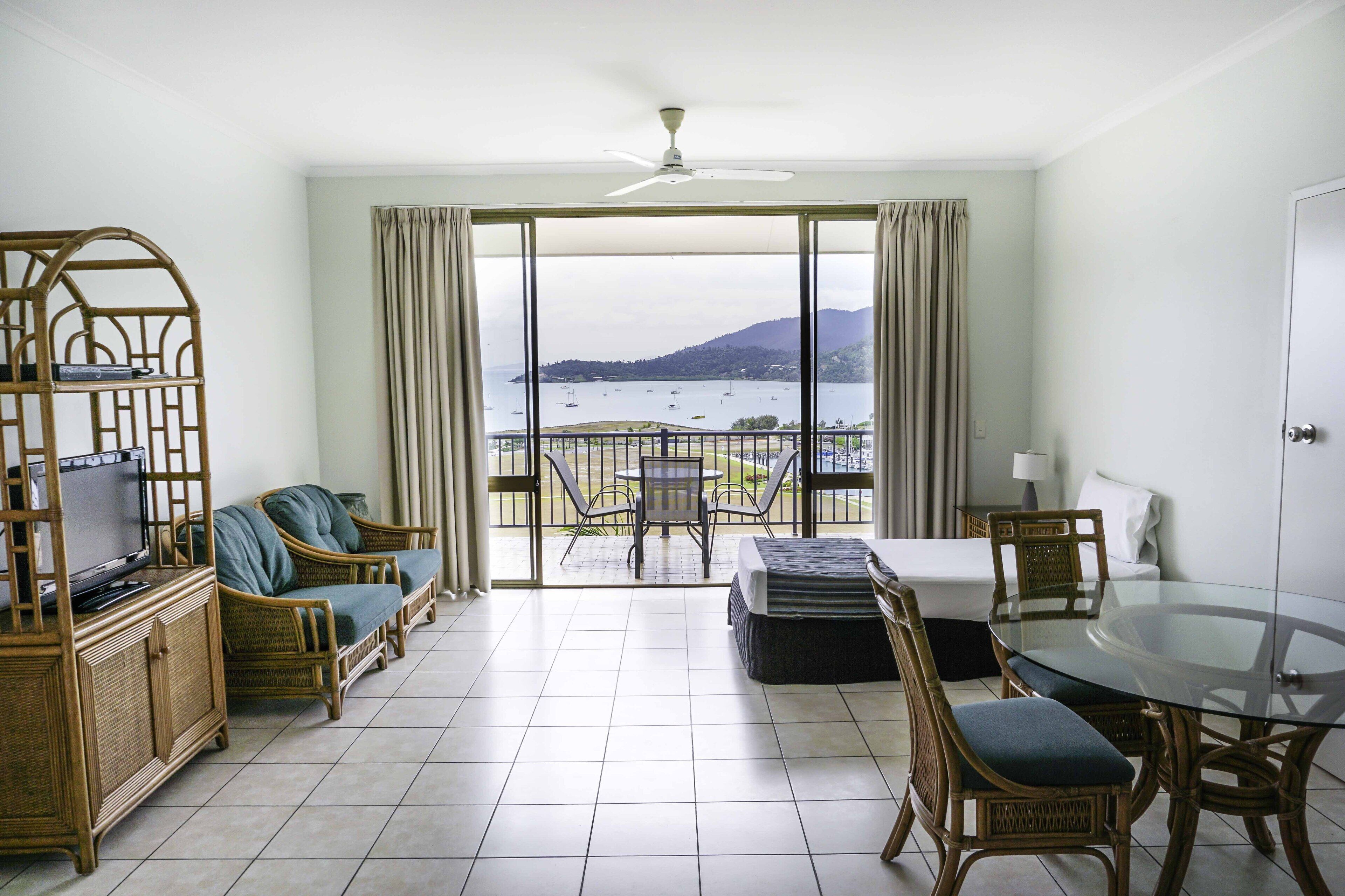 Whitsunday Terraces Hotel Airlie Beach