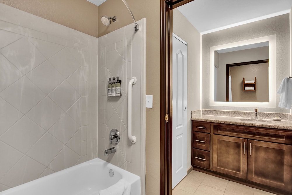 Bathroom, Staybridge Suites Salt Lake-West Valley City, an IHG Hotel