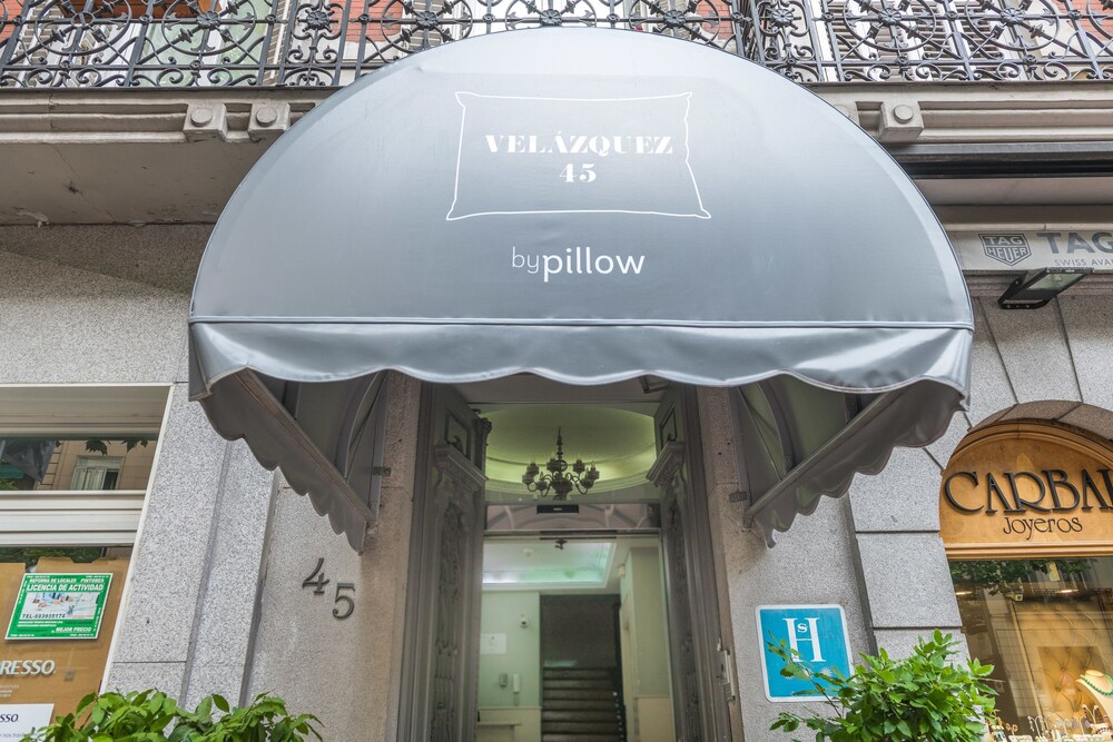 Foto - BYPILLOW Velázquez 45