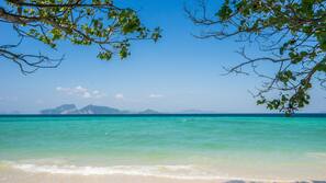 Am Strand, Sporttauchen, Kajakfahren