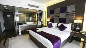 Premium bedding, minibar, in-room safe, desk