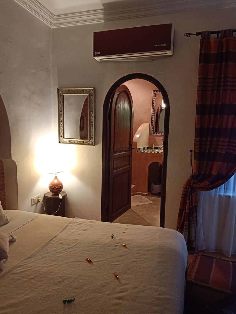 Photo - Riad Lauriers Blancs