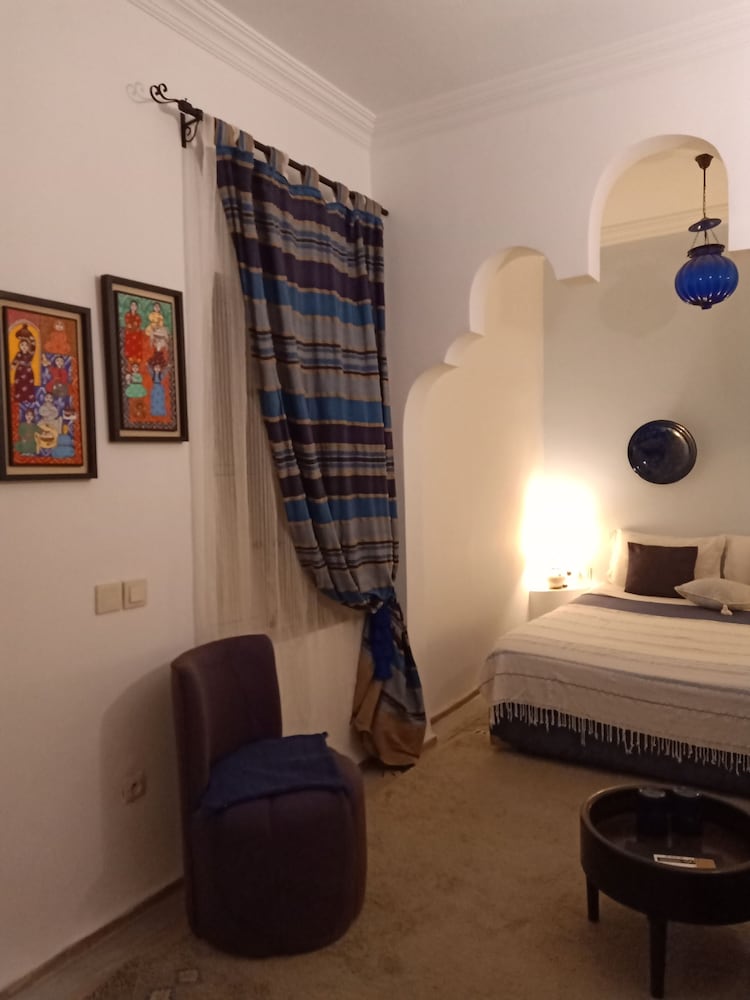 Photo - Riad Lauriers Blancs