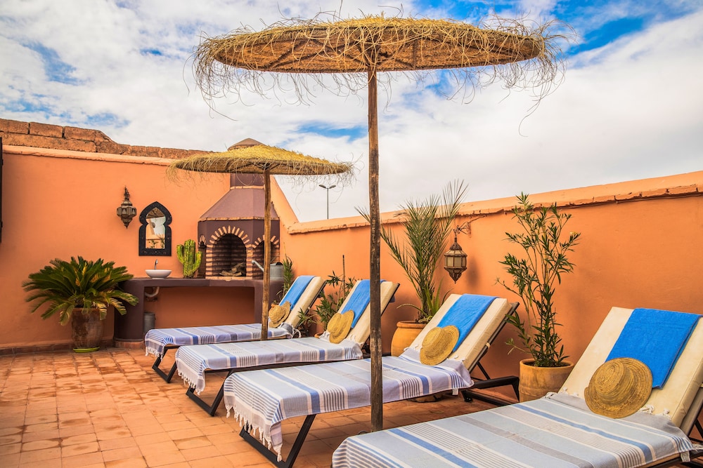 Photo - Riad Lauriers Blancs