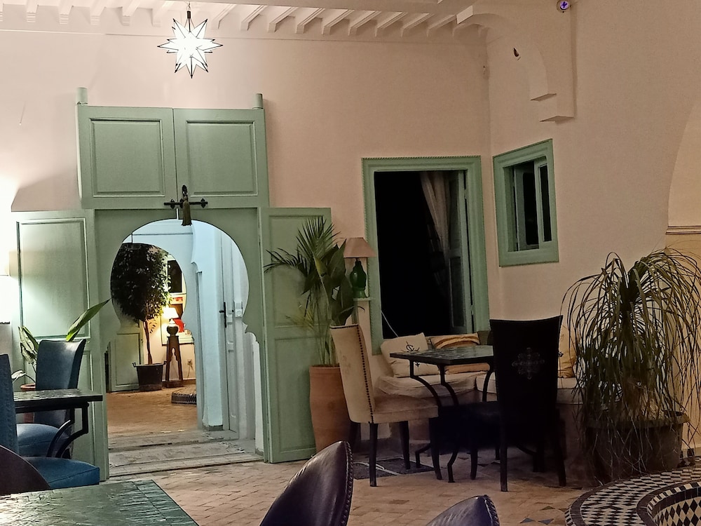 Photo - Riad Lauriers Blancs