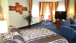 1 bedroom, hypo-allergenic bedding, in-room safe, desk