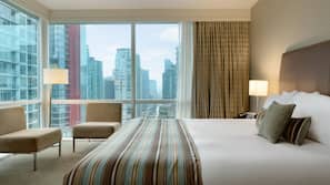 Premium bedding, in-room safe, desk, blackout drapes