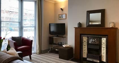 Ei8ht Brighton Apartments