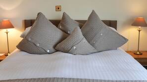 Premium bedding, rollaway beds, free WiFi