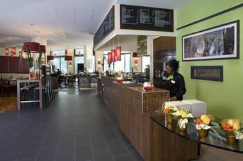 Courtyard By Marriott Paris Saint Denis I Paris Priser Recensioner Hos Mrjet Se