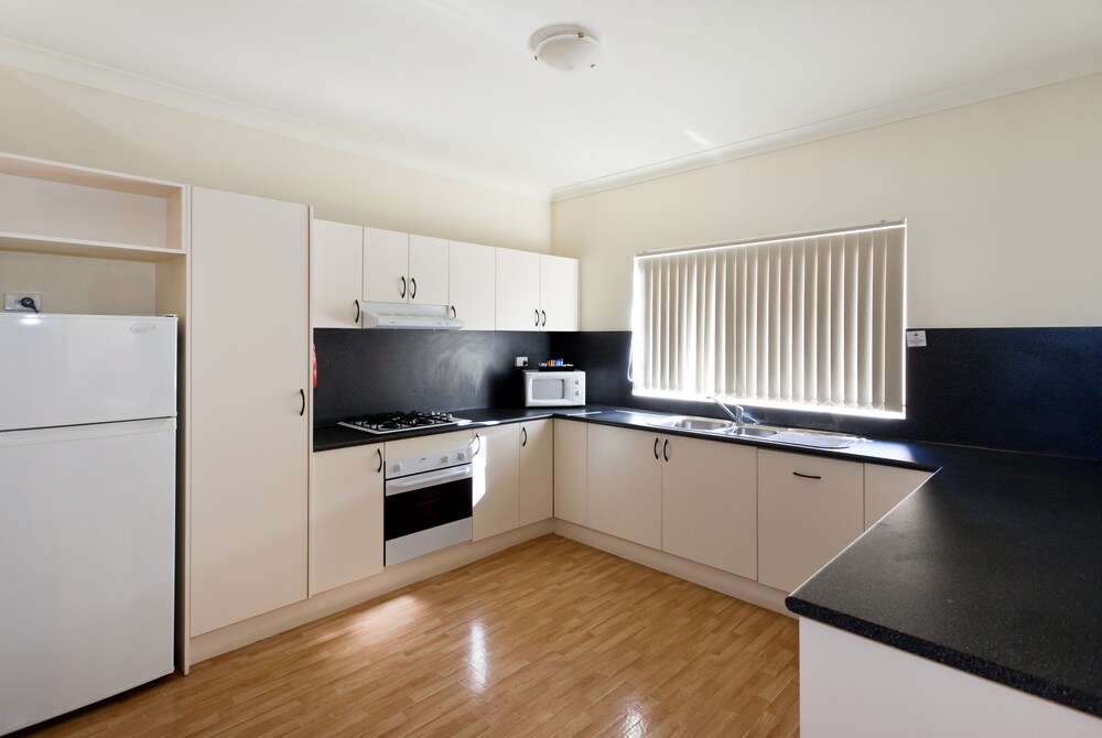 Private kitchen, Alice on Todd Apartments