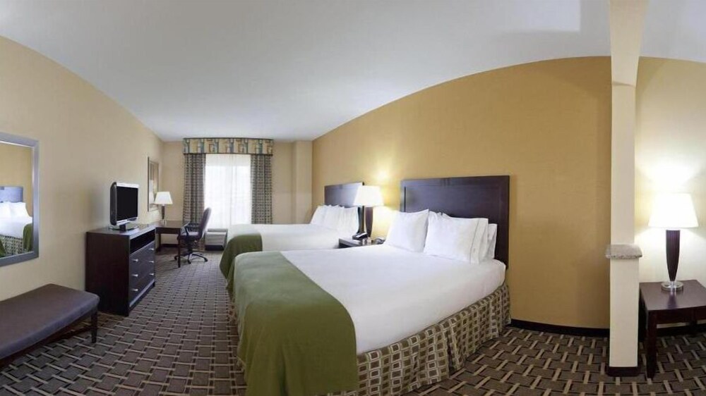 Holiday Inn Express & Suites El Paso West, an IHG Hotel