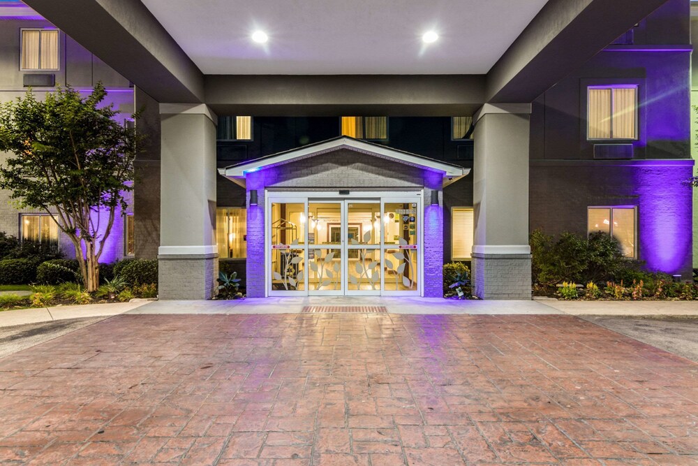 Sleep Inn And Suites