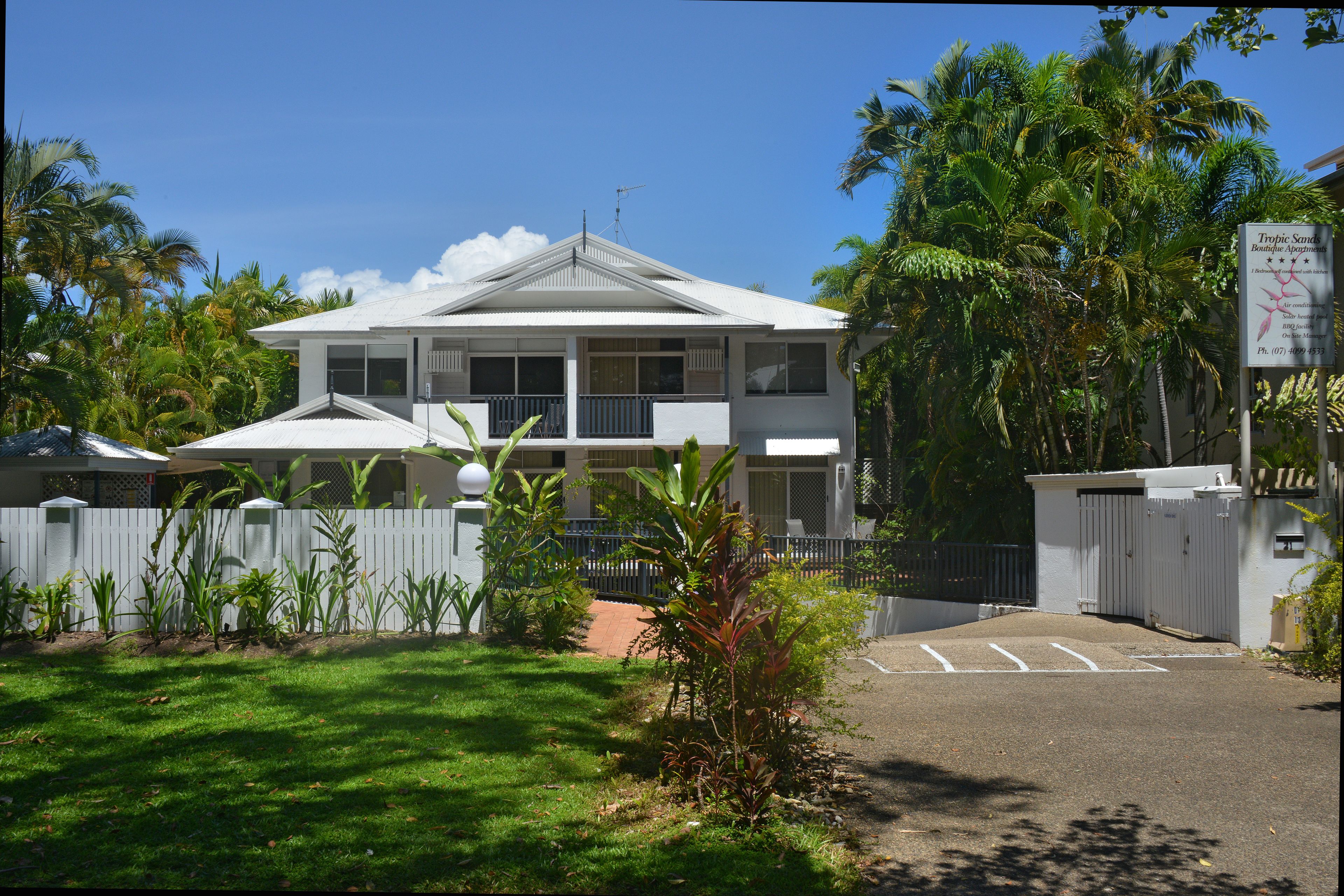 Seascape Holidays - Tropic Sands